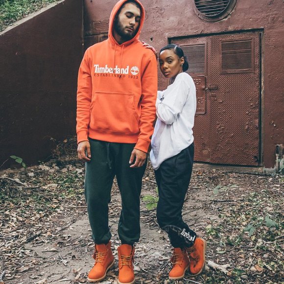 DTLR VILLA X Timberland 6″ Premium Orange Boots - Picture 3 of 11
